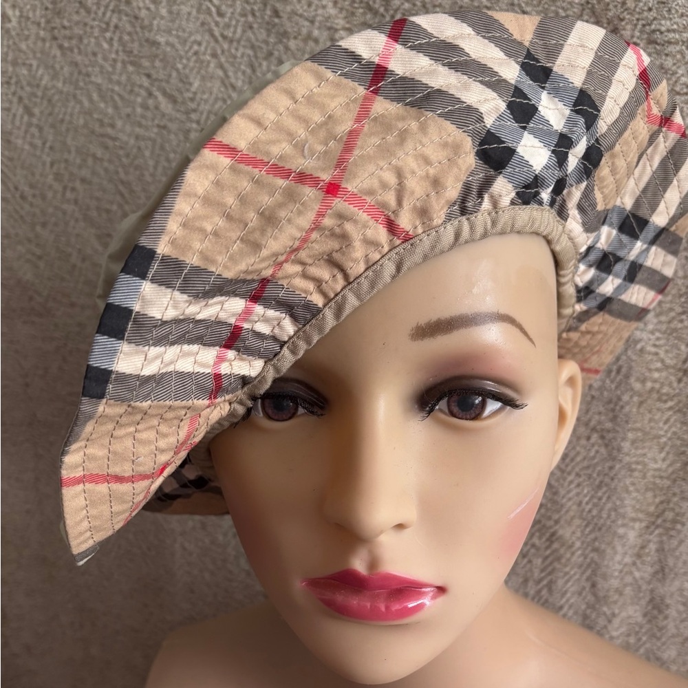 Burberry Nova Check waterproof Hat M/L New - Picture 11 of 15